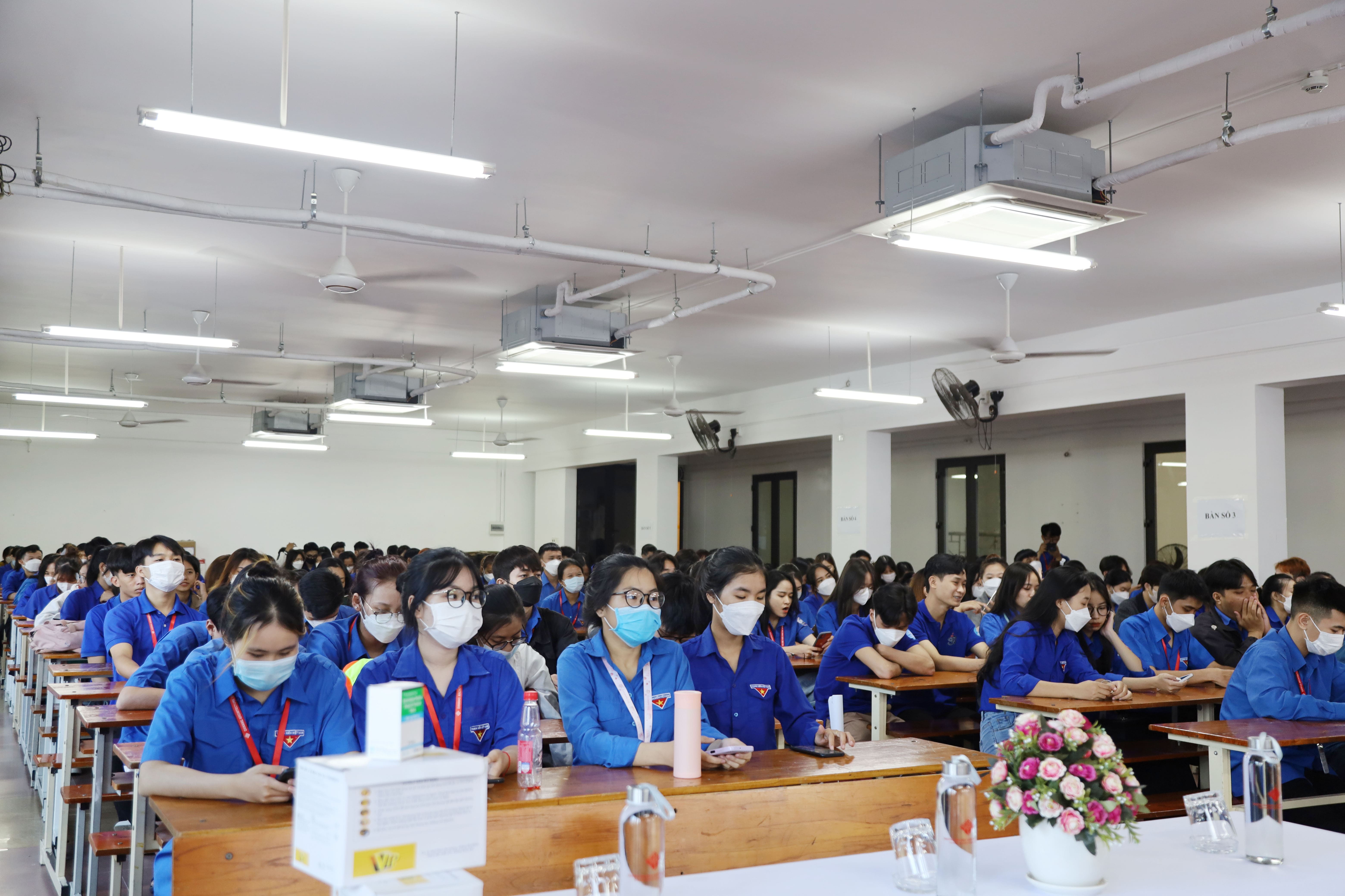 Tổ chức truyền thông về dự phòng trước phơi nhiễm với HIV(PrEP) cho sinh viên Trường Đại học Kiến trúc Đà Nẵng năm 2022